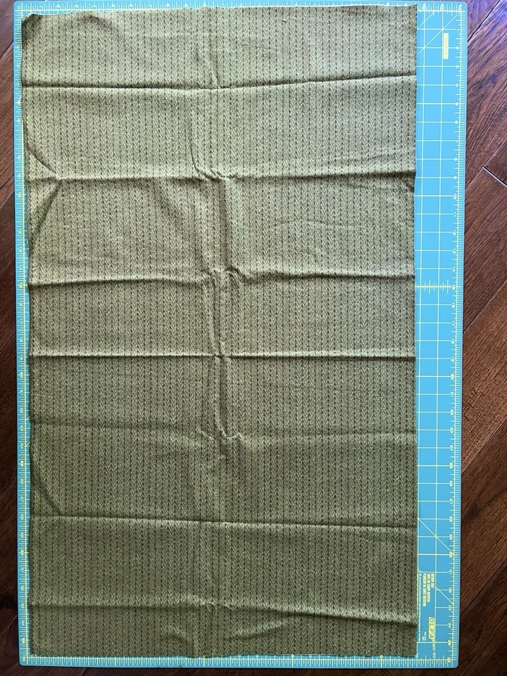 Maywood Studios Woolies 法兰绒-绿色条纹 1 码,10 英寸 x 43 英寸复古 — 第 3/3 张图片