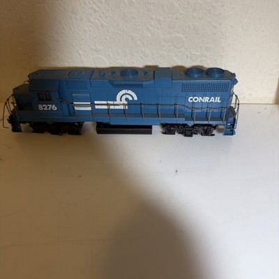 HO Scale Athearn CR Conrail EMD GP38 Diesel Locomotive #8276 -