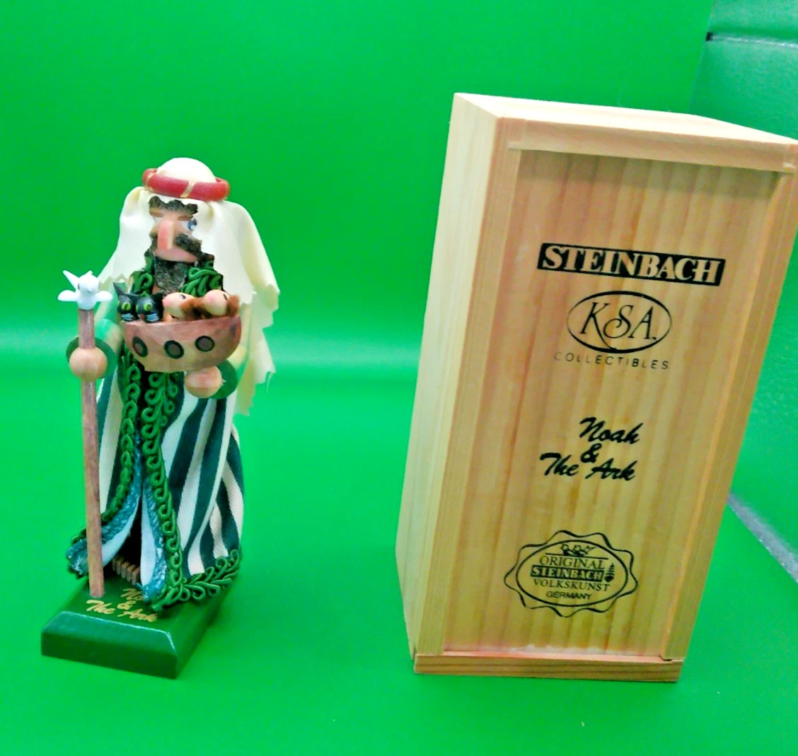 Steinbach Mini Nutcracker NOAH AND THE ARK 5.5" LIMITED EDITION 90’s SIGNED!
Opens in a new window o