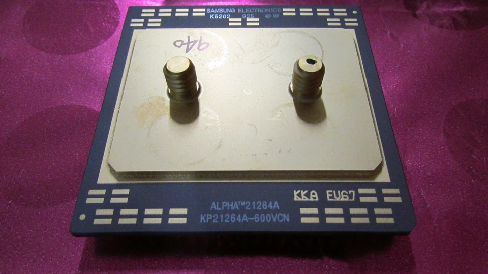 Vintage Tray Lot 8 New Digital DEC Alpha KP21264 CPU/Processor Gold Samsung PPro - Image 4 of 4