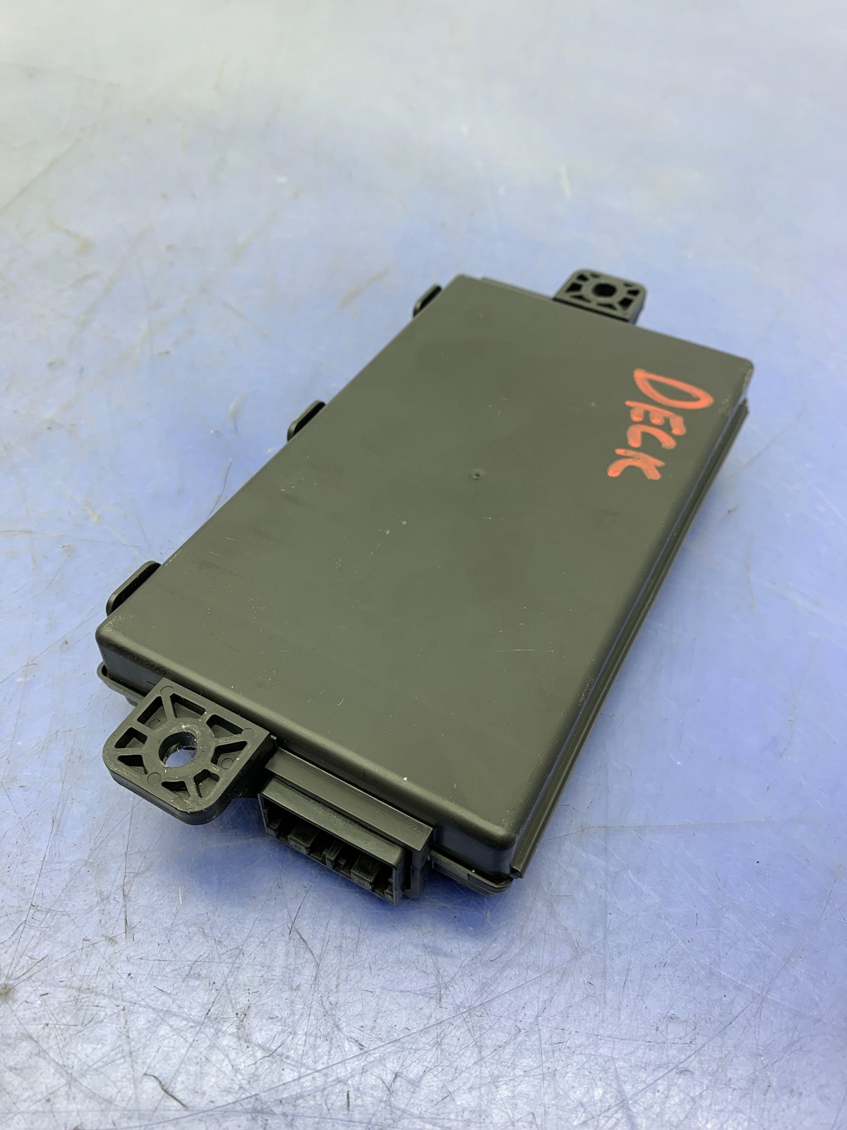 2014-2016 MASERATI GHIBLI M157 OEM REMOTE PASSIVE ENTRY CONTROL MODULE 670008070