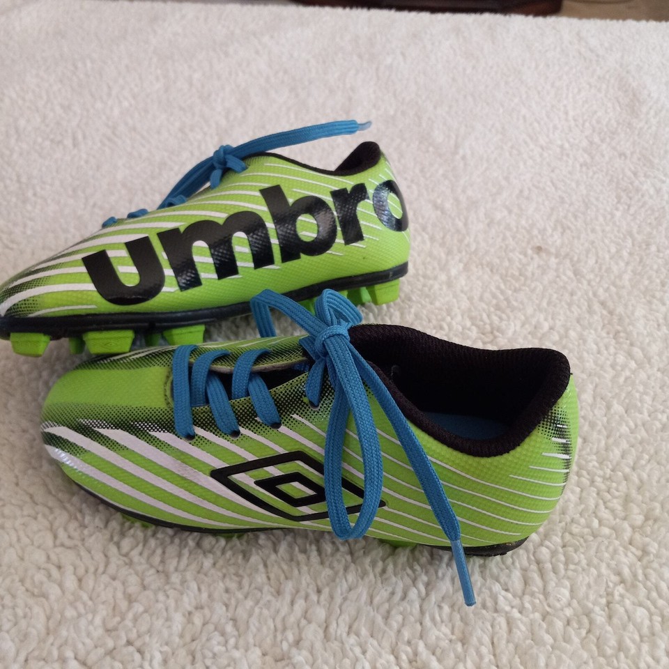 Umbro Boys Girls Arturo 2.0 Neon Green Striped Lace Up Soccer Cleats