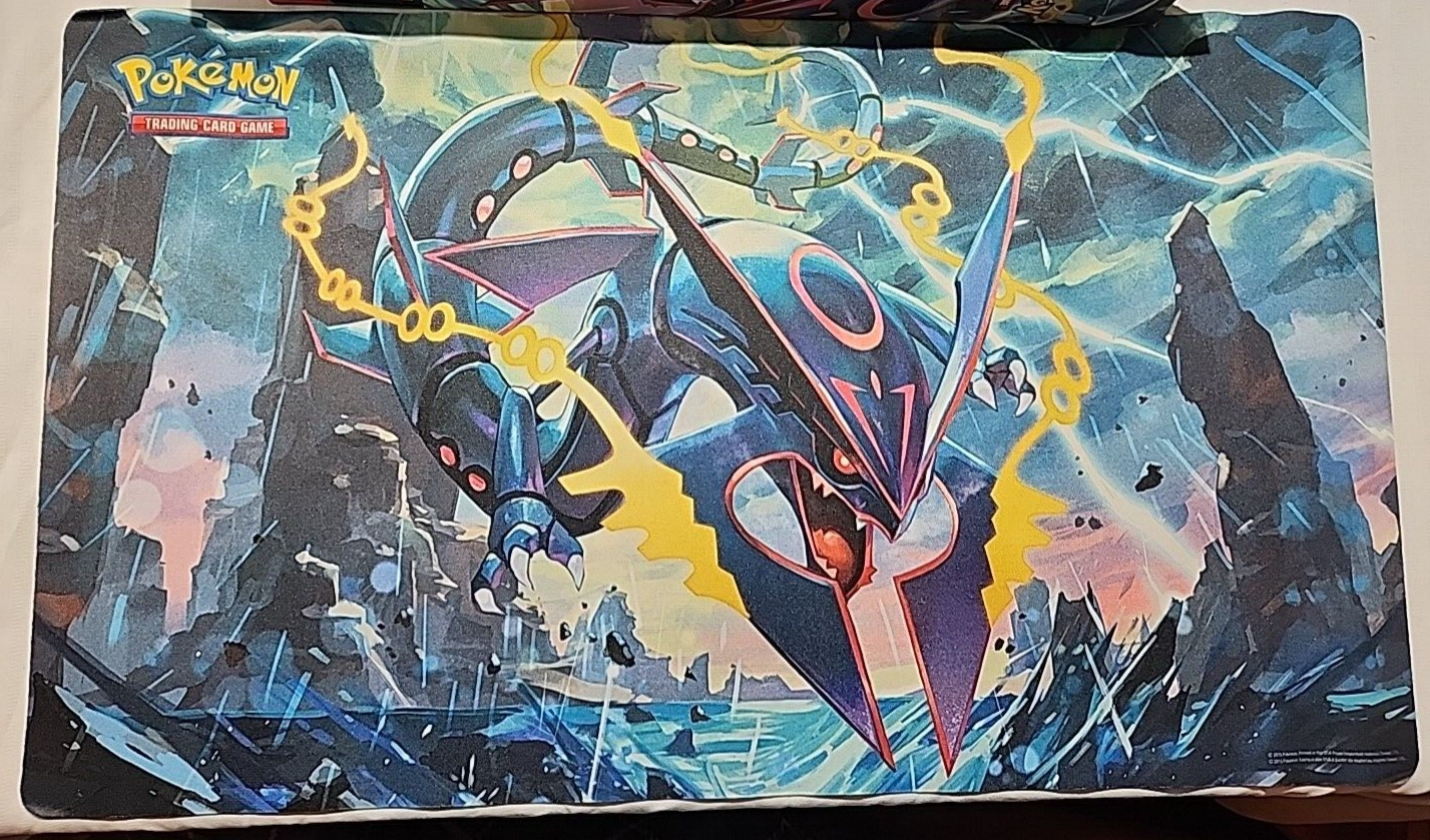 Shiny Mega Rayquaza Playmat (Pokémon Trading Card Game) : : Toys &  Games