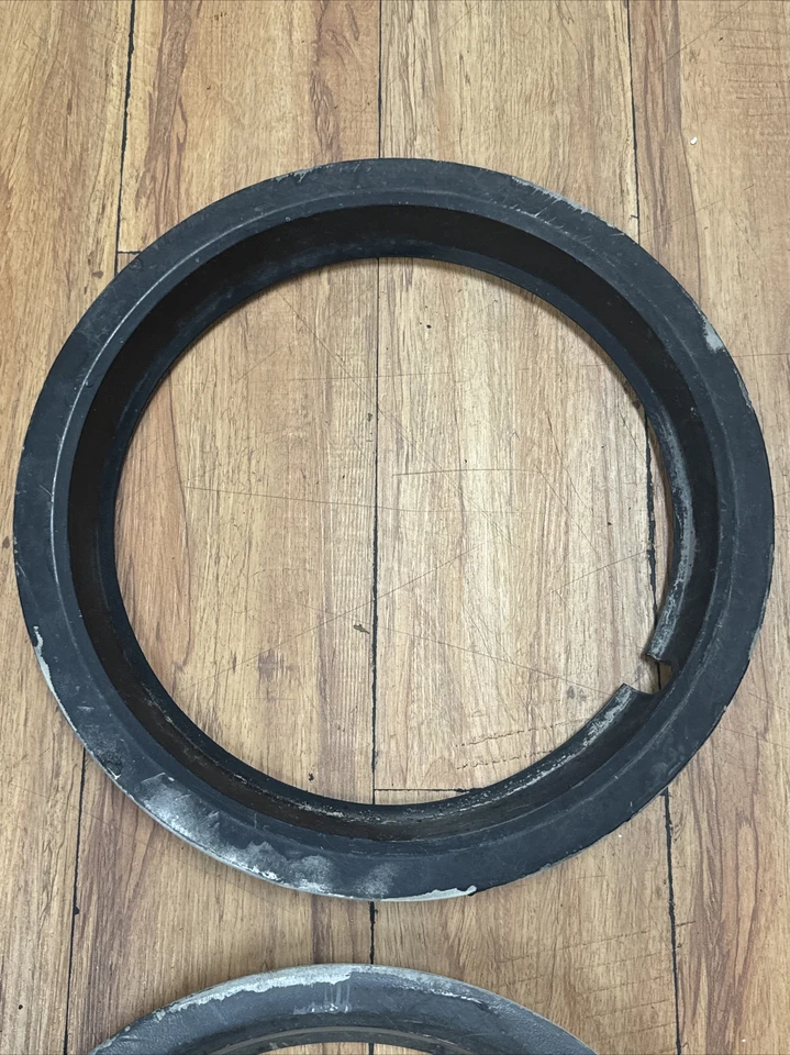 VW 14X6 inch Set Of 4 wheel TRIM RING Jetta Golf Mk2 Mk1 Audi 100 Passat - Image 4 of 4