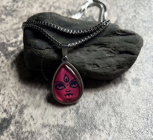 Handmade Kali Unisex Necklace | Spiritual Protection Hindu Goddess Jewelry Gift - Picture 7 of 17