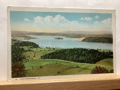 Lake Bomoseen, Vermont - Vintage Postcard