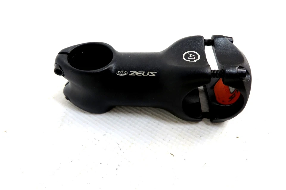 VÁSTAGO BICICLETA ORBEA ZEUS Aluminio 70mm 154g Negro 31.8mm +/- Abrazadera 7° 1 1/8" Foto 2 de 2