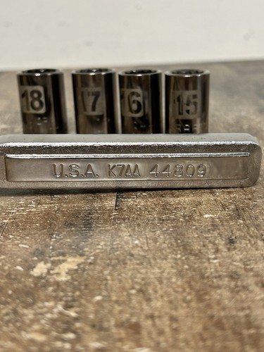 Craftsman USA 1/2” 44809 Ratchet & 8 Pc 12 Point Shallow Sockets 9/16-3/4 15-18 - Picture 7 of 13