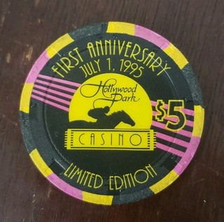 $5 Hollywood Park California First Anniversary 1995 Casino Chip