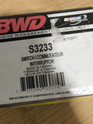BWD turn/hazard warning switch P/N S3233  Brand New