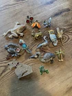 LOT OF 14 VINTAGE COSTUME JEWELRY BROOCHES