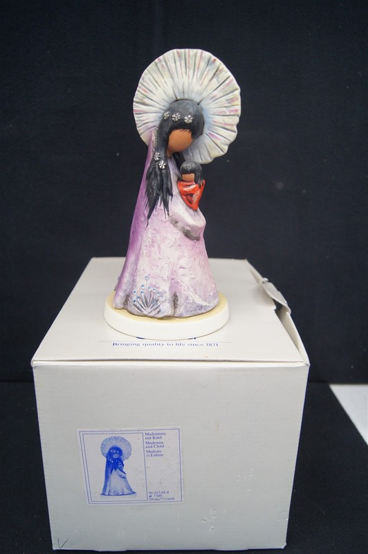 GOEBEL DeGRAZIA Porcelain Figurine #10-317 Madonna And Child 7.5"