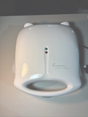 Toastmaster TSM4SAN Sandwich Toaster, White, 1400W 120V, Indicator Light