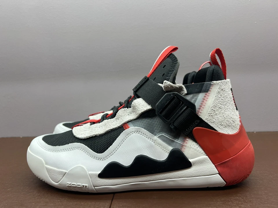 NUEVO JORDAN DEFY SP "BLANCO NEGRO ROJO" HOMBRE US 10.5 Foto 2 de 4