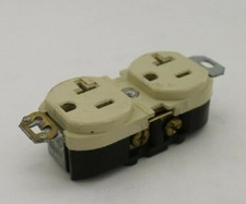 Leviton NEMA 5-20 Ivory Duplex Receptacle Lot of 5