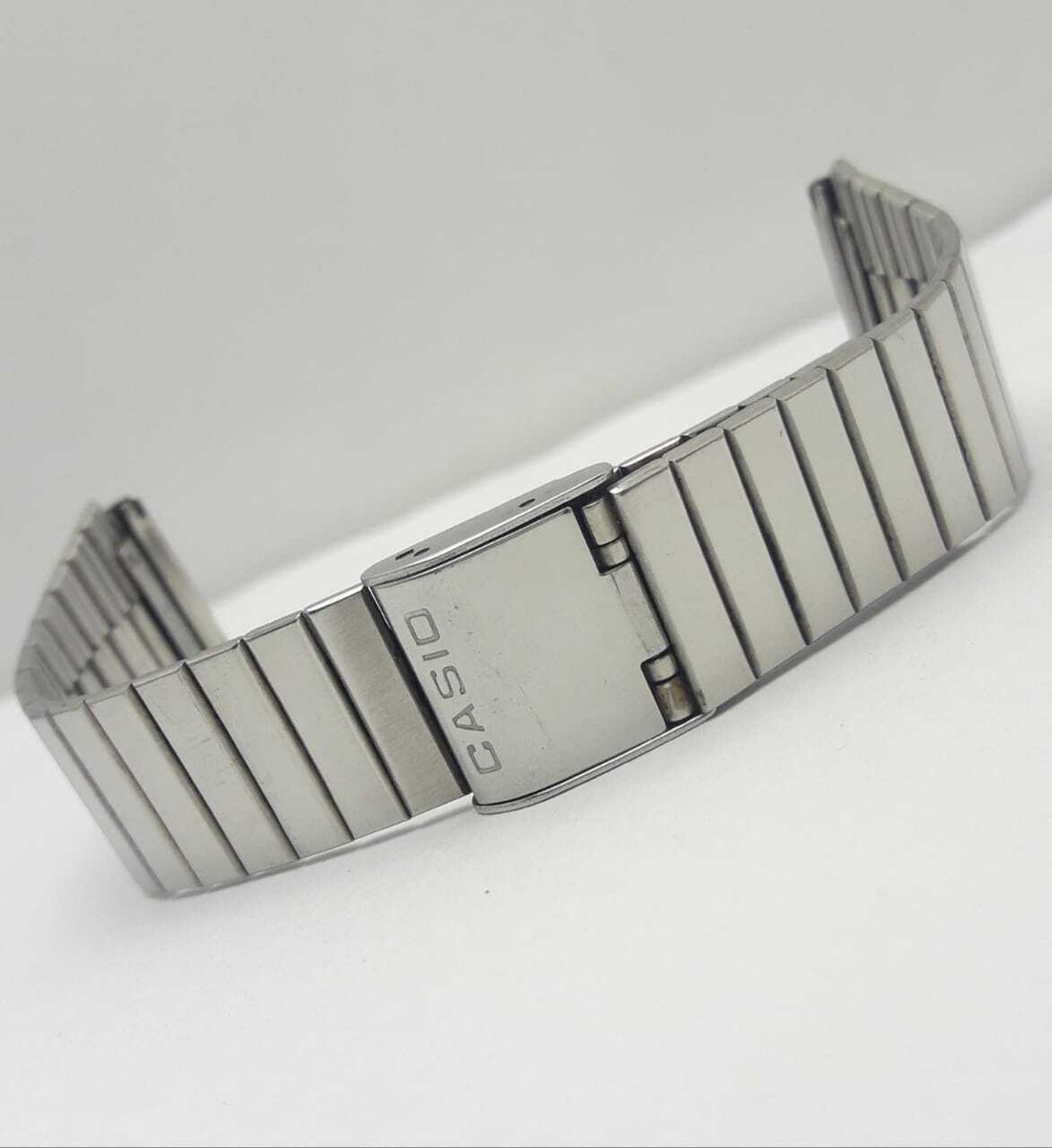 Casio B-861L Stainless Steel Vintage Watch DBC-610 Bracelet 22 mm