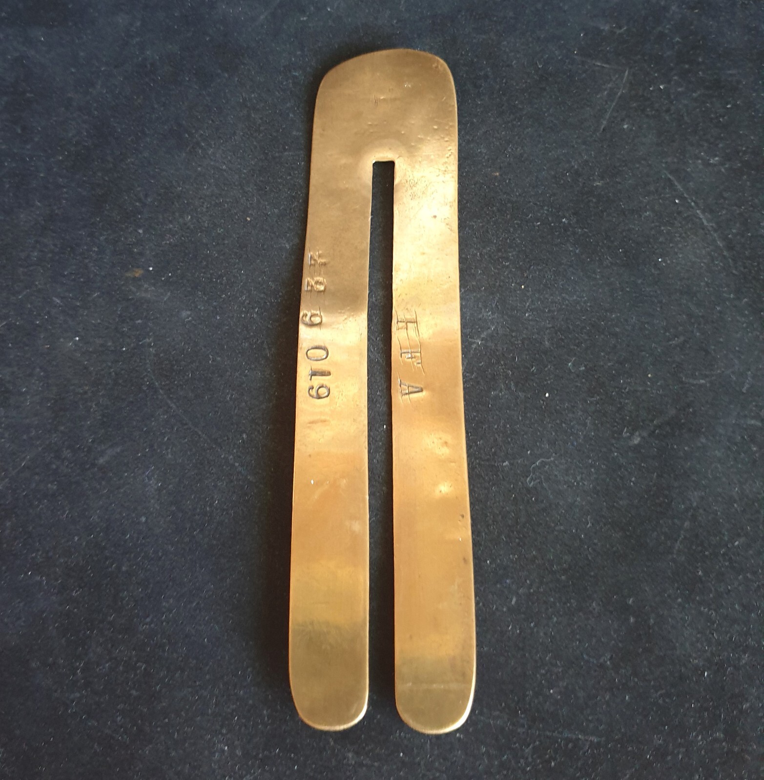 WW1 British Army OR's Royal Field Artillery Brass Button Cleaner 1914