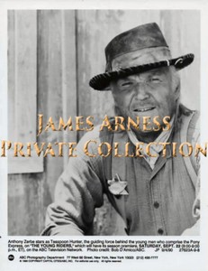 James Arness Gunsmoke Marshal Dillon The Young Riders  Photo # 2
