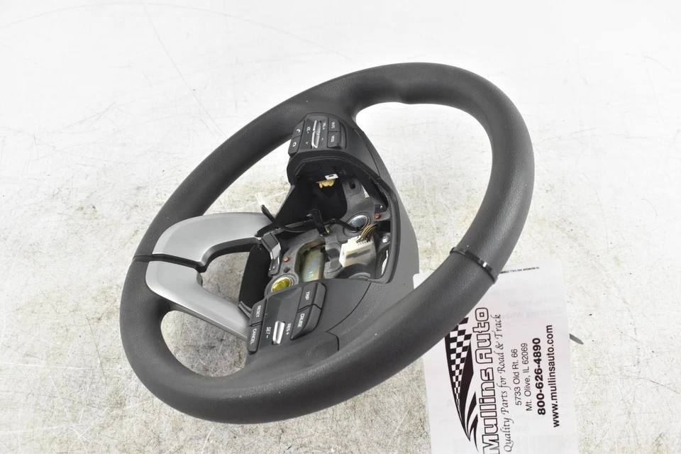 Volante usado se adapta a: Hyundai Elantra 2019 grado A Foto 3 de 4