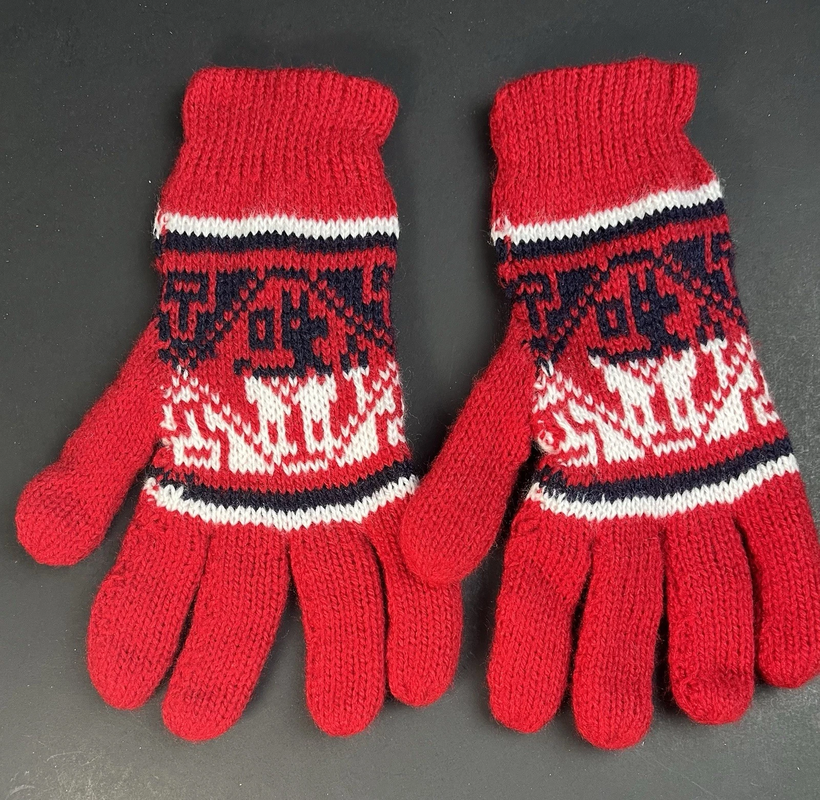 Red/Black/White Finger Unisex Peruvian Alpaca Wool Adult Gloves NEW