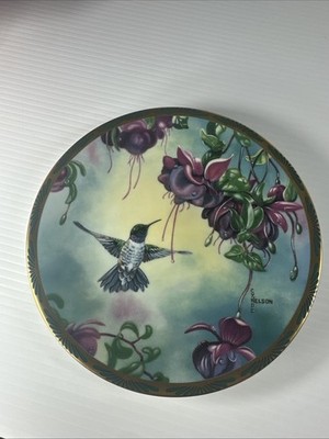 Pickard China Black Chinned Hummingbird & Fuchsia Porcelain Plate #2095c
