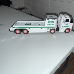 Hess Toy Truck and Helicopter White Green Original Gas & Oil 2006