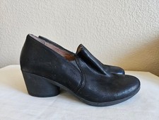 Dansko Robin black leather shoes. sz38. Very gently used