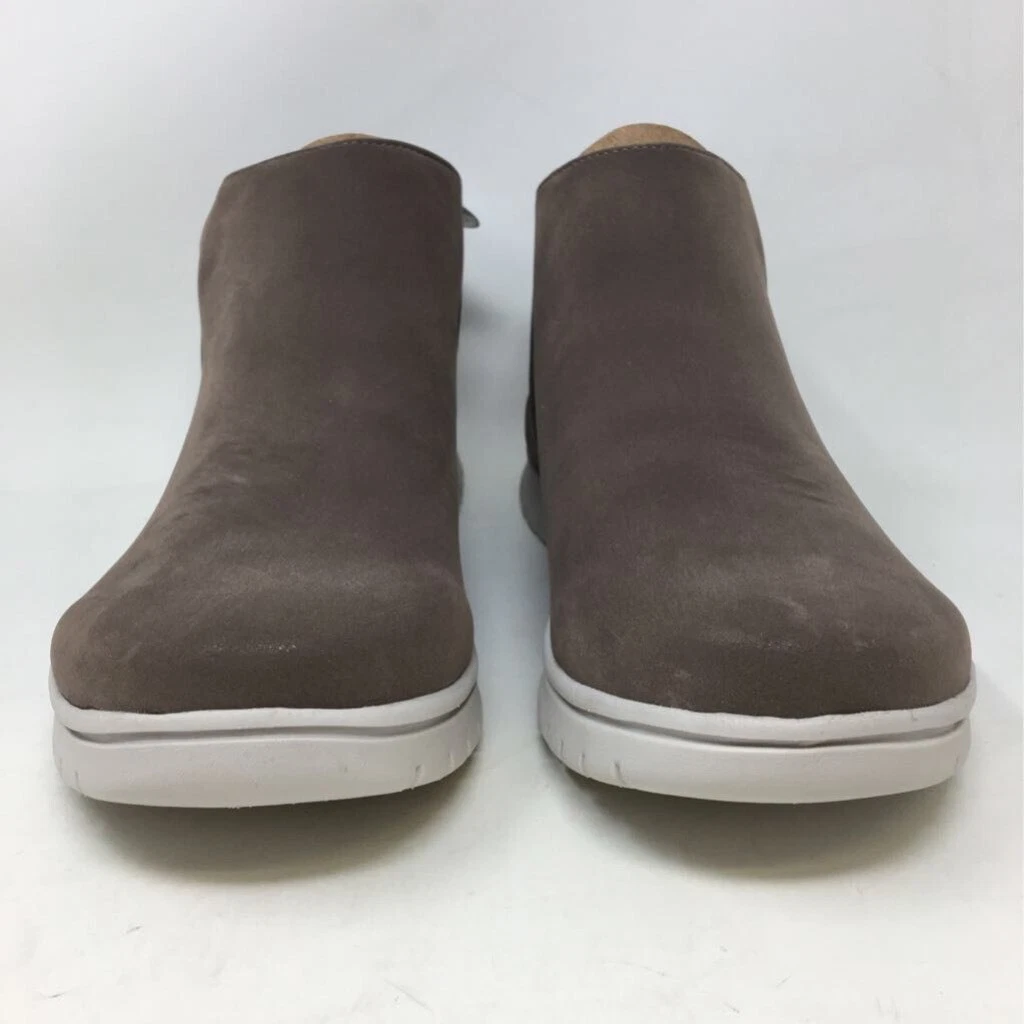 ryka sneaker boots