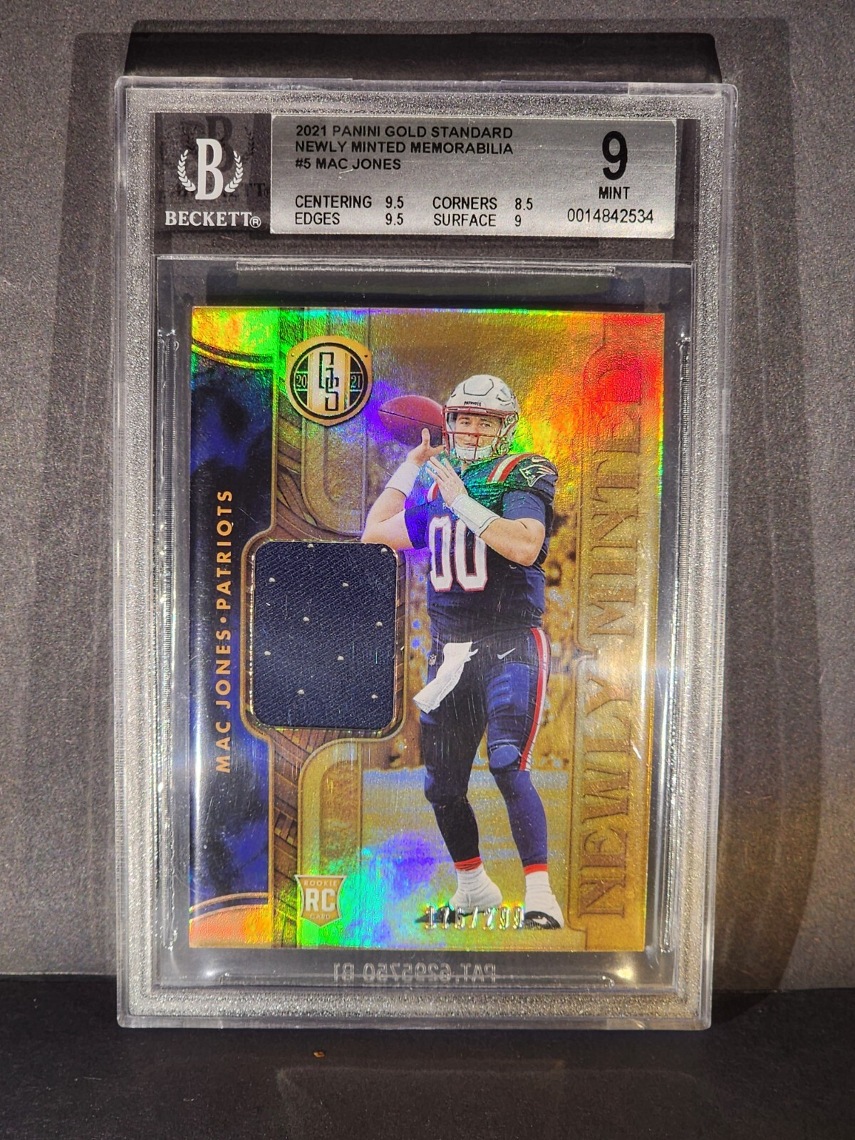 Mac Jones Panini Gold Standard Newly Minted Memorabilia #MJ Base