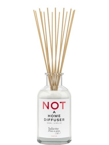 Juliette Has A Gun Not A Home Diffuser 200 ml