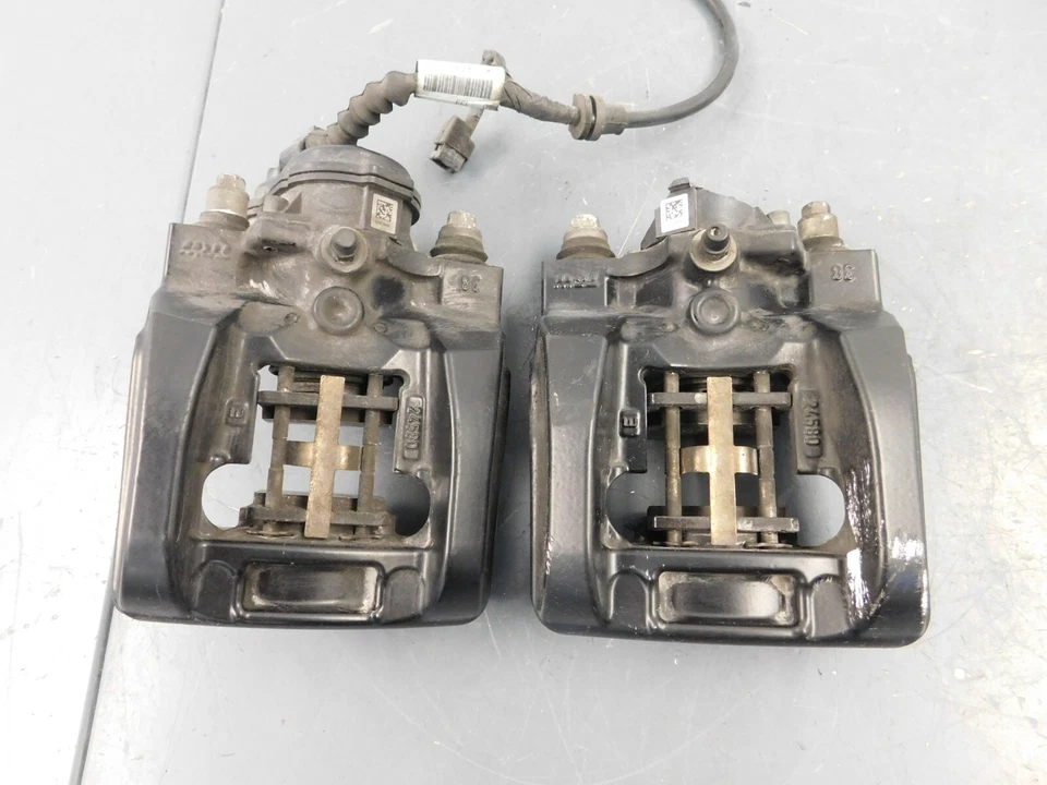 Комплект суппортов стояночного тормоза 2017 16–21 Acura NSX NO0295 F4 - Изображение 3 из 4