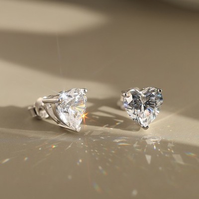 Ohrringe 2 kt Herzschliff Weißgold & Silber 8 mm Laborgefertigt VVS1/D/Top