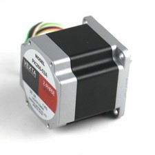 NEW VEXTA PK266-02A stepper motor single axis 0.39N-m voltage 2.8V 2A DC