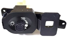 PT Auto Warehouse HLS-1047 - Headlight Switch with Fog Lights, Replaces 10406799