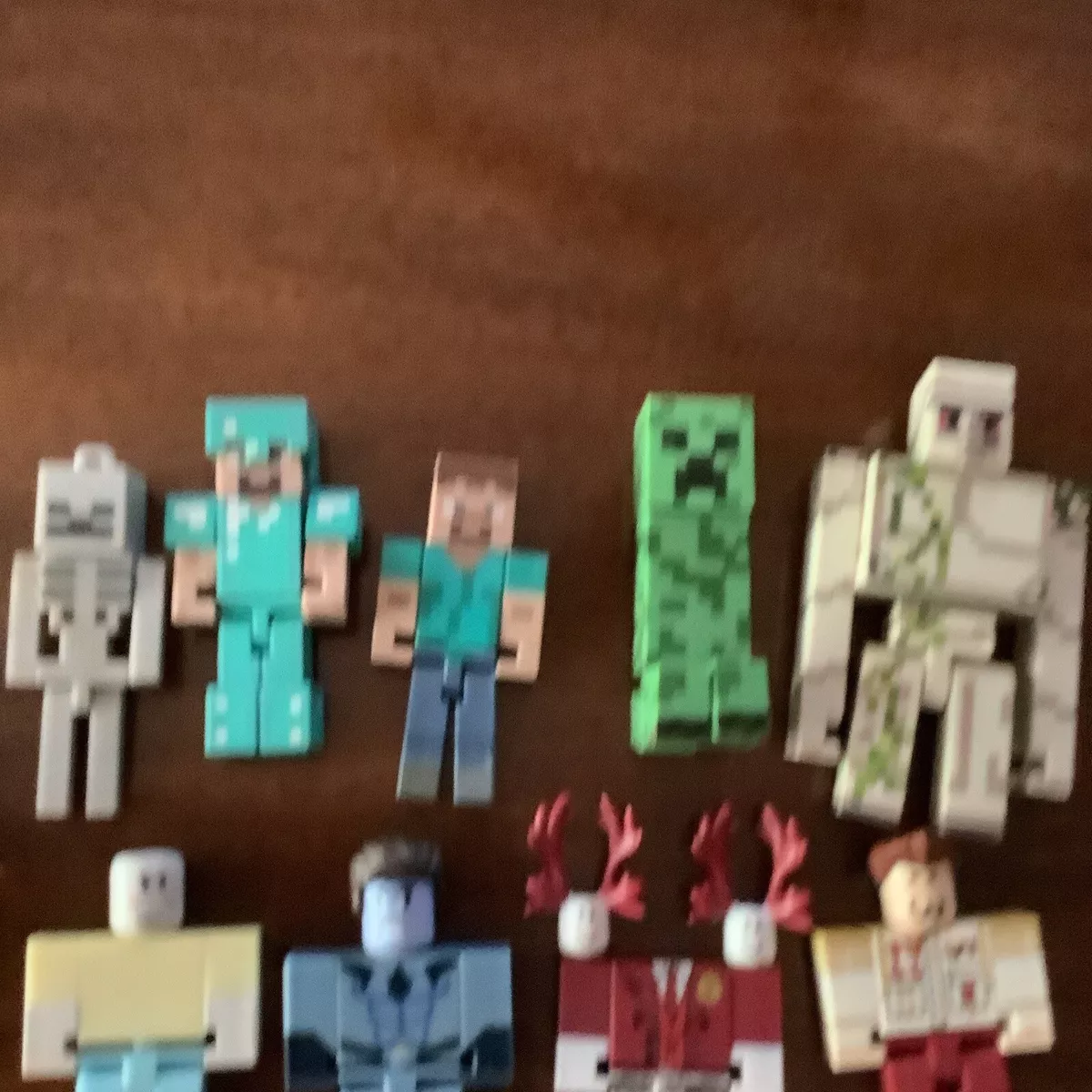 Roblox & Minecraft Action Figures Toys Lot of Figures + Accessories Blocks  ⭐️