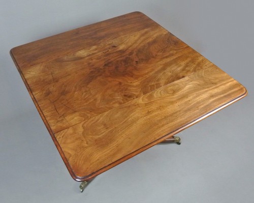 Fine Quality George III Cuban Mahogany Pembroke Table c. 1770 - Picture 7 of 8