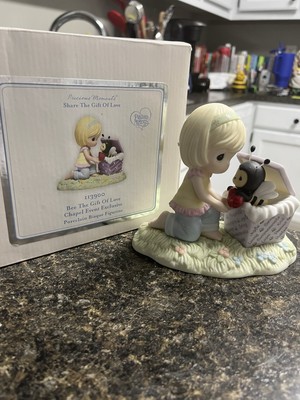 Precious Moments 113900 Bee the Gift of Love Chapel Exclusive RARE
