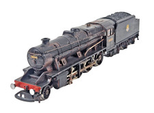 Hornby R324 OO Gauge Class 8F 2-8-0 No.48774 BR Black Early Emblem Runner Unbox.