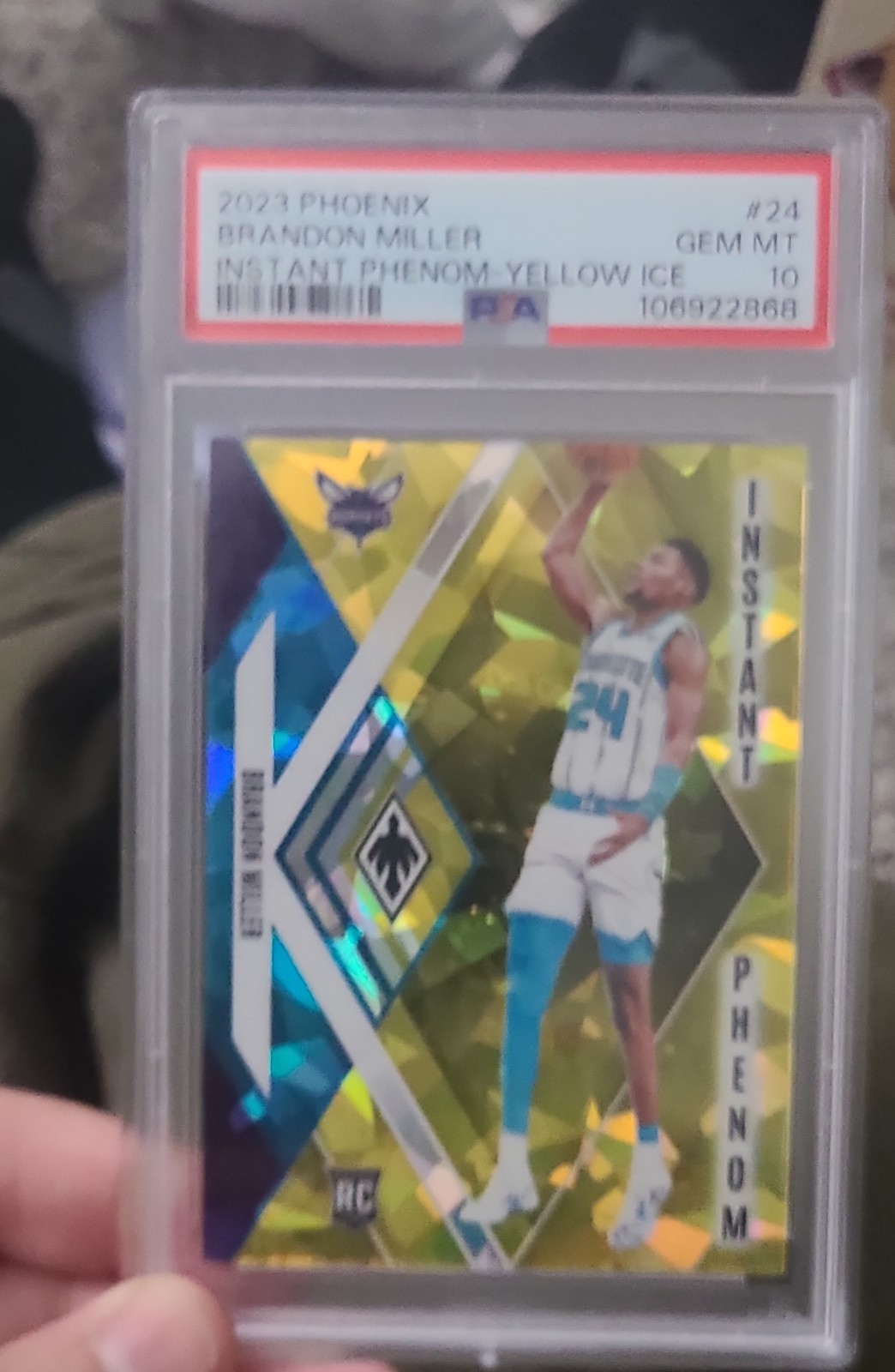 2023-24 Panini Phoenix - Instant Phenom Brandon Miller #24 Yellow Ice /175 (RC)