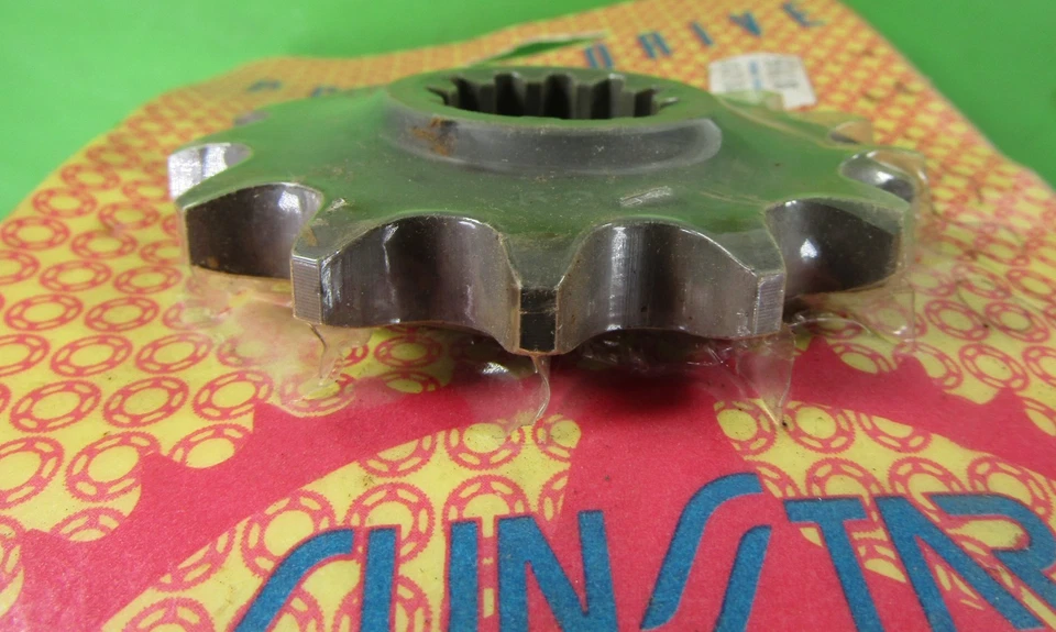 Sunstar 52014 Drive sprocket 1987-1996 Honda CBR 600 F F1 F2🔥NOS🔥520 🔥14T - Image 2 of 2