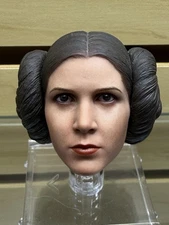 Hot Toys - Star Wars MMS298 - Princess Leia Head Sculpt - 1/6 Scale