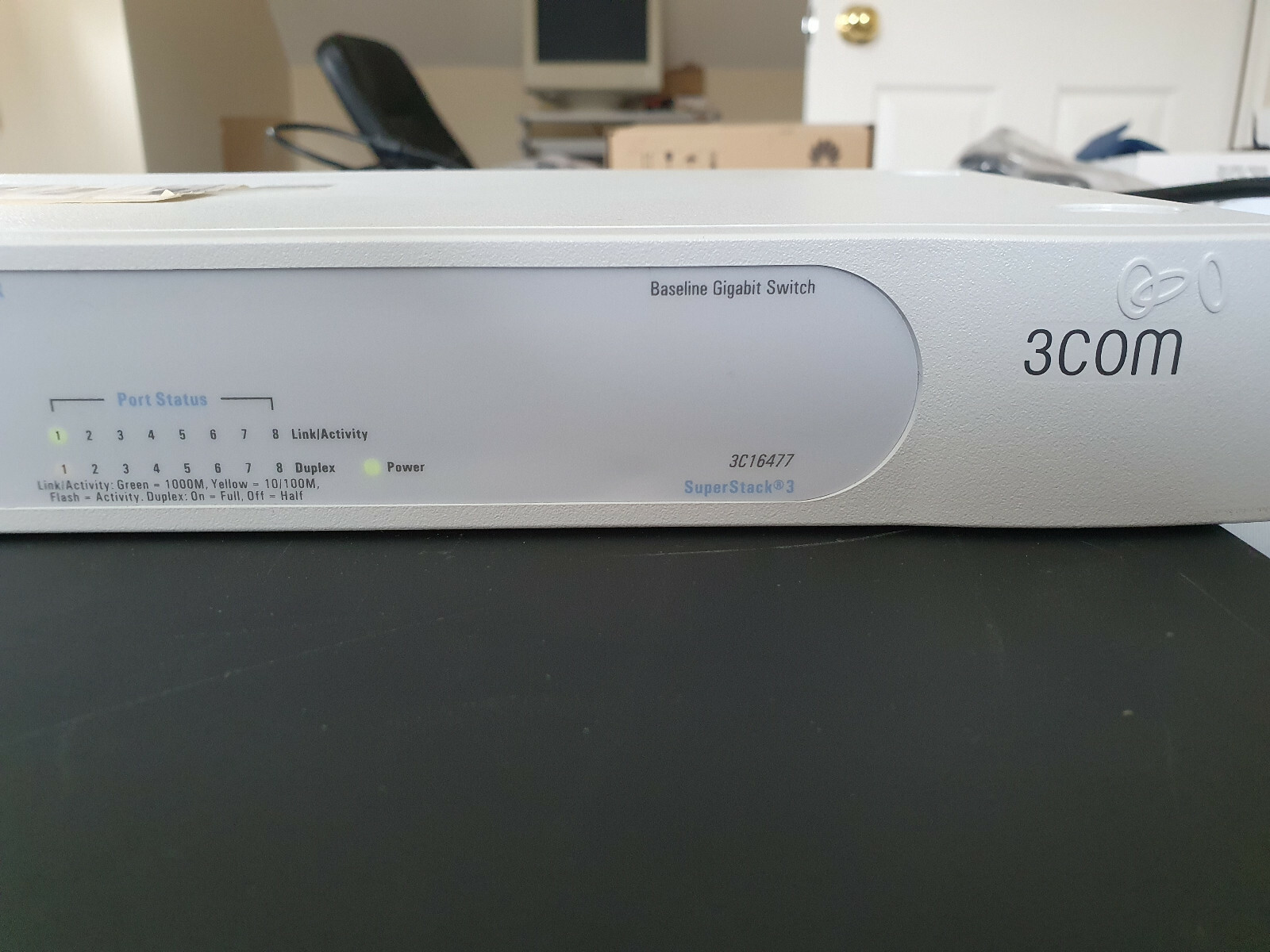 3Com 8 port Gigabit Ethernet Switch 3C16477 Rack Mountable Internal PSU ...