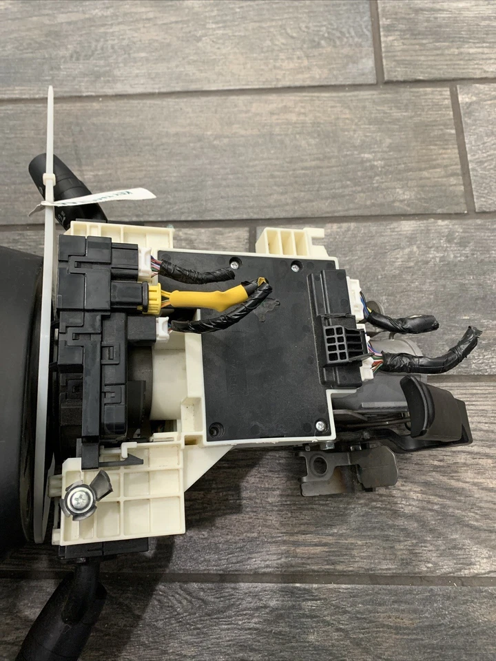 Volante Mazda CX-5 CX5 2017-2019 cuero negro con botones de interruptor OEM Foto 3 de 4