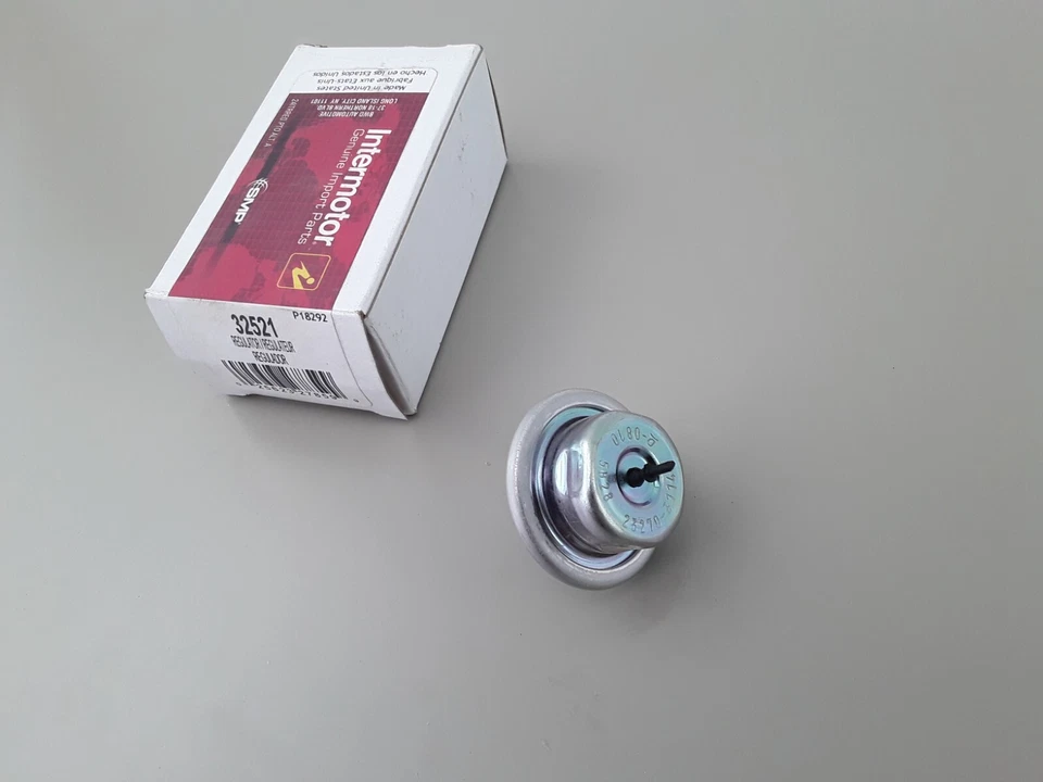 Amortiguador de presión de inyección de combustible para Toyota 4Runner 2003-2006, Tacoma, Tundra 2005 Foto 4 de 4