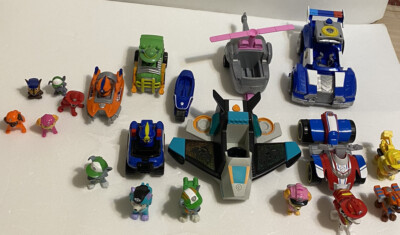 Lot Of 20 Paw Patrol Toy Figures and Vehicles Chase, Rocky, Sky Etc.