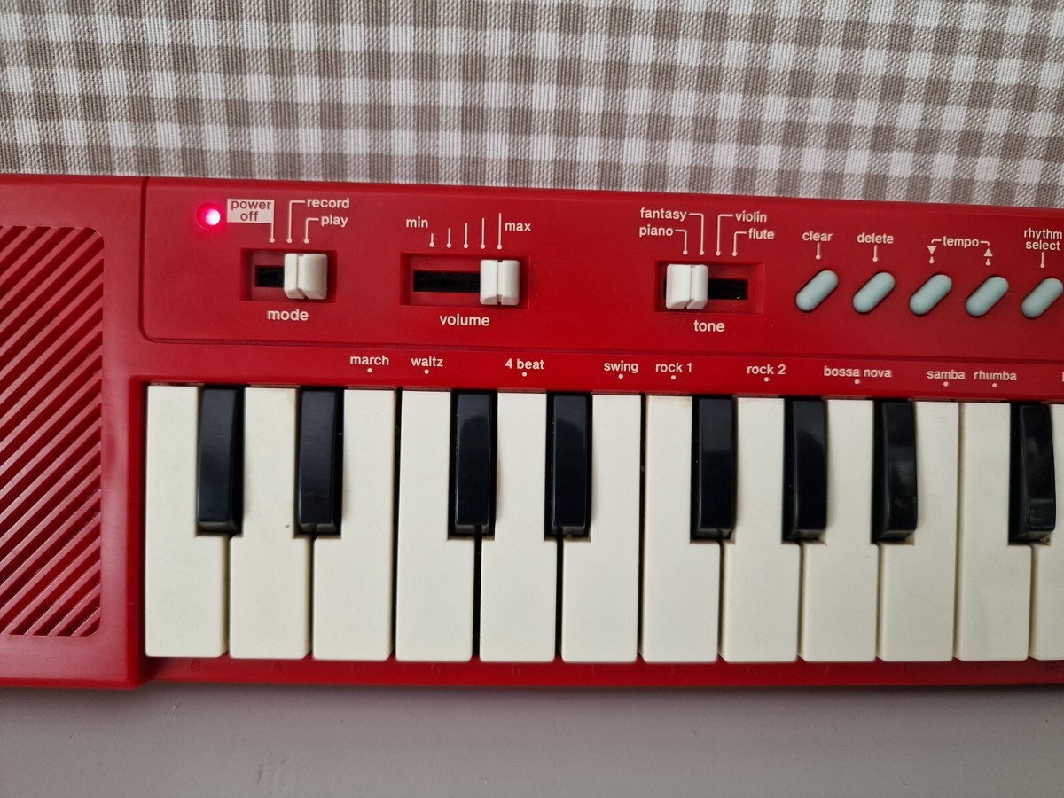 Casio PT-10☆ミニシンセサイザー☆ホワイト&レッド2点セット☆ Casio PT-10: Lo-fi nostalgia machine from 1987 + FREE SAMPLE