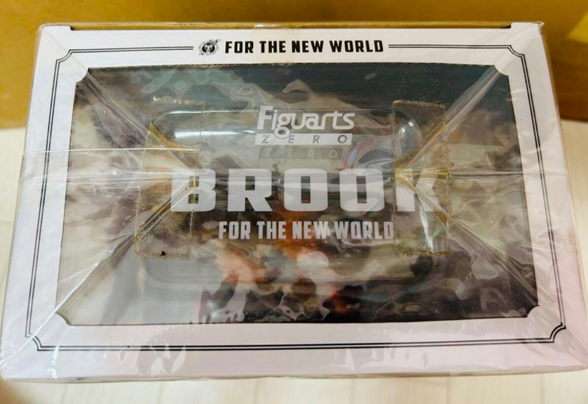 新品未使用　SHEtokyo Brook サイズ1 S.H.Figuarts ZERO ONE PIECE Brook Figure New World ver. Bandai