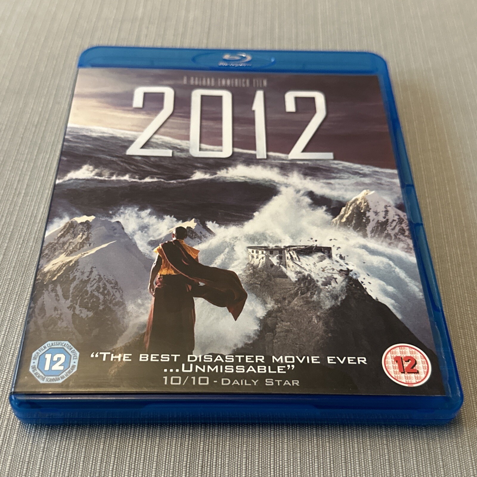 2012 (Blu-ray, 2010)