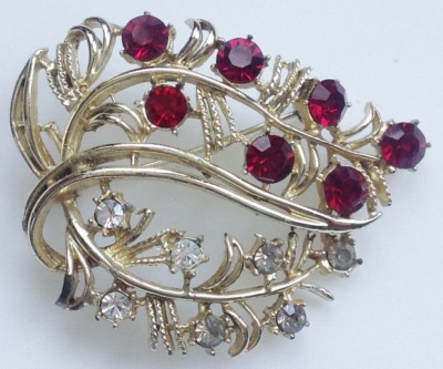 Grande Broche Vintage En Cristal - Transparent Et Rouge - Élégance Rétro