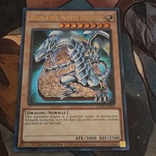 Yu-Gi-Oh Blue-Eyes White Dragon Ultra Rare Holo Limited LC01-EN004 Konami EN
